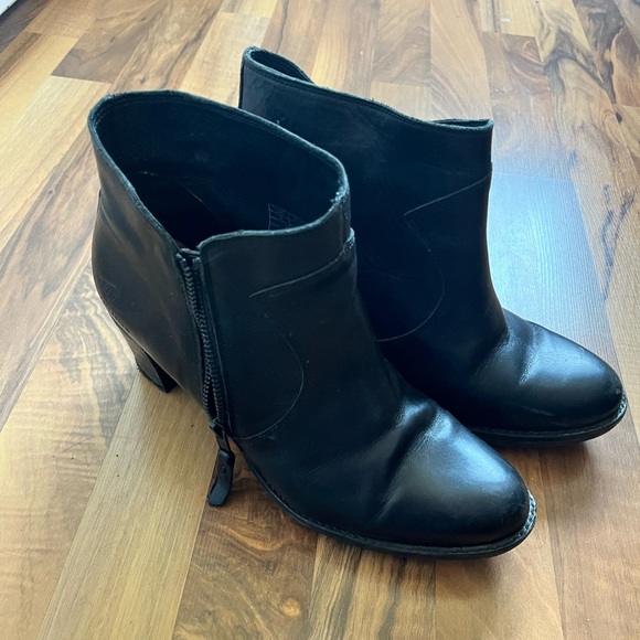 PLDM by Palladium Black Leather Boot size 41 (10) - Picture 3 of 4